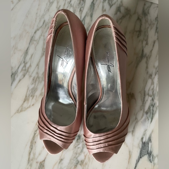 Jacqueline Ferrar Blush Pink Dusty Rose Satin Fabric Heels Formal Peep Shoes 7 - Picture 4 of 6